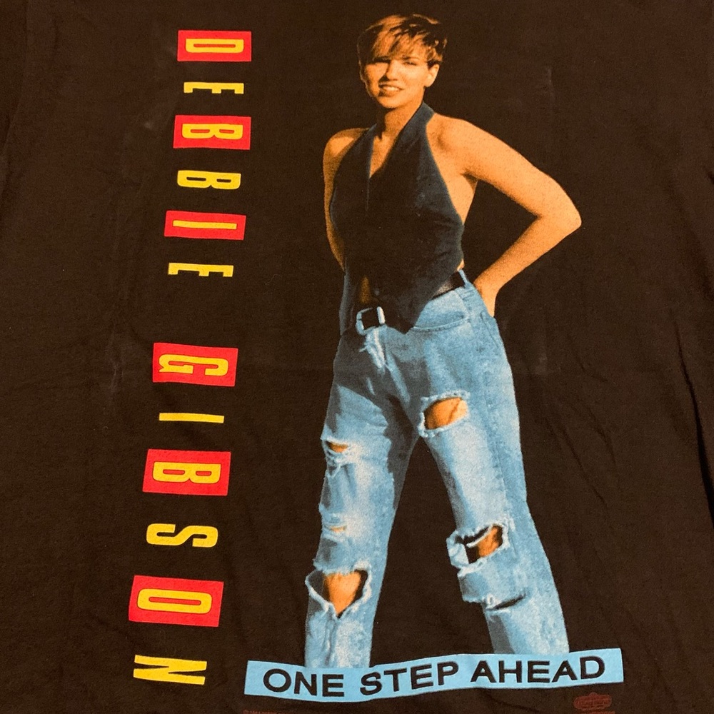 Vintage ‘91 Debbie Gibson One Step Ahead Tour Tee - Picture 3 of 10